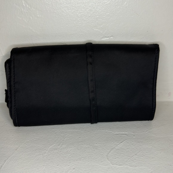 Victoria’s Secret travel black jewelry holder - Picture 2 of 10